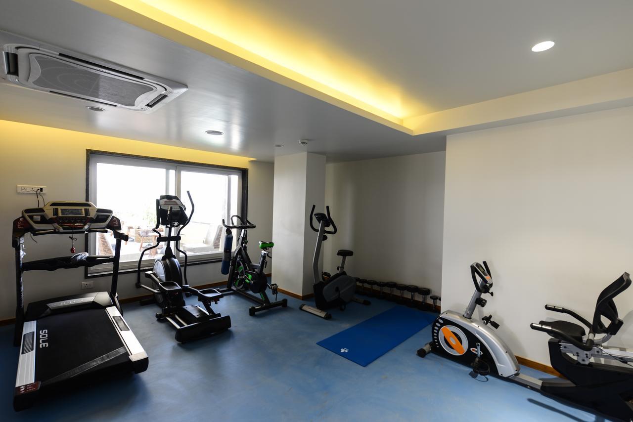 Hotel Atishay Bhopal Esterno foto