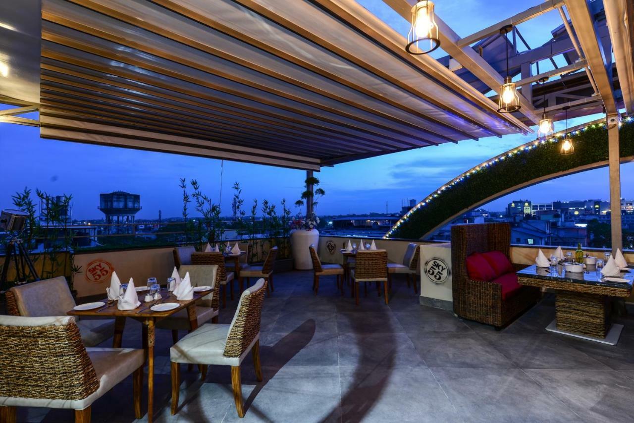 Hotel Atishay Bhopal Esterno foto